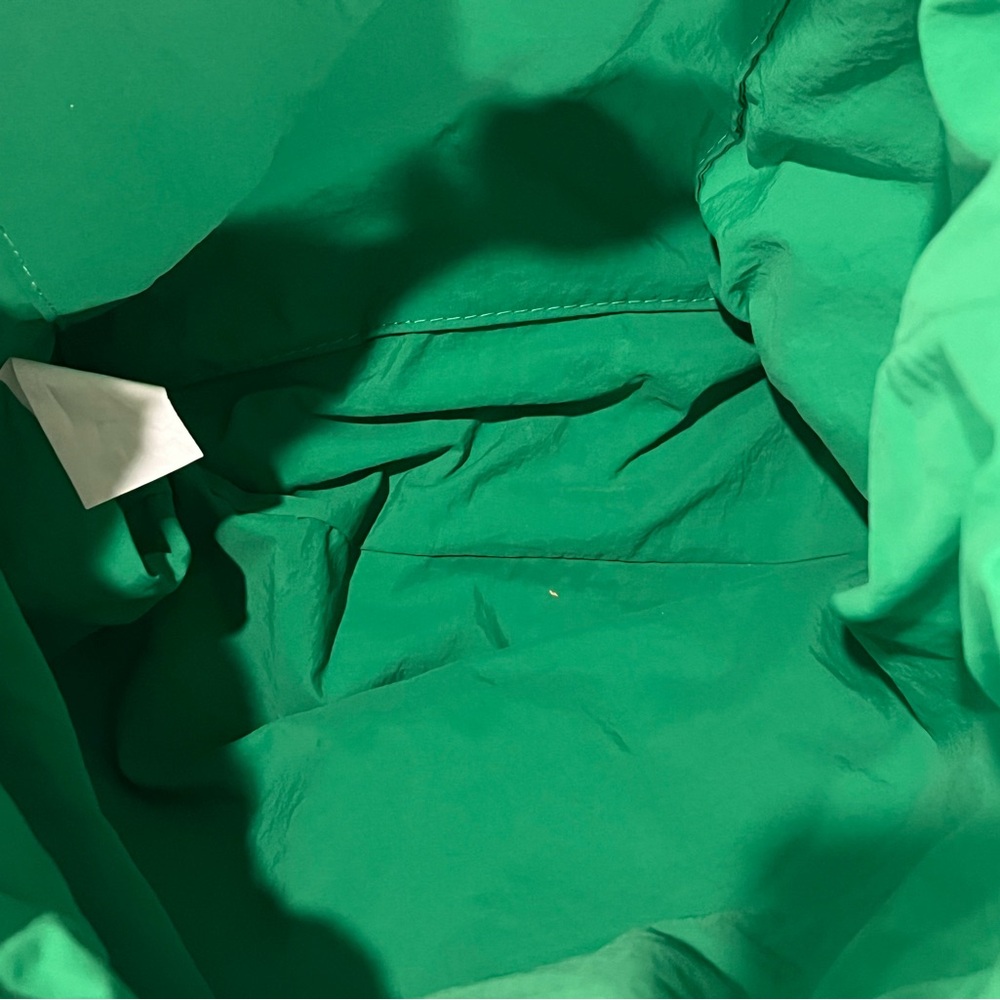 Vibrant Green Olend Ona Soft Bag - Picture 4 of 8